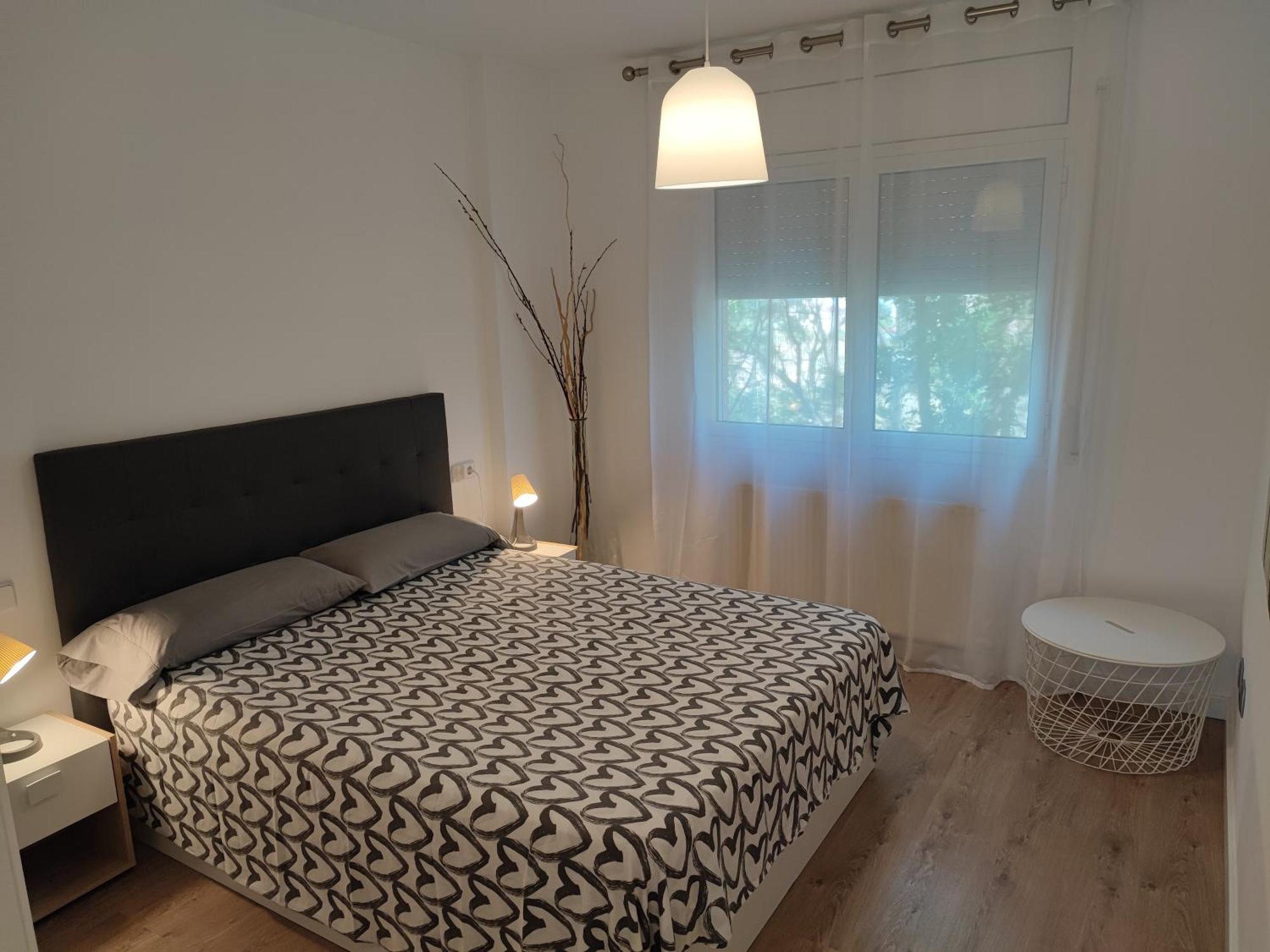 Apartamento Completo Muy Cerca Del Centro Ideal Para Familias Con Piscina Figueres  Exterior photo